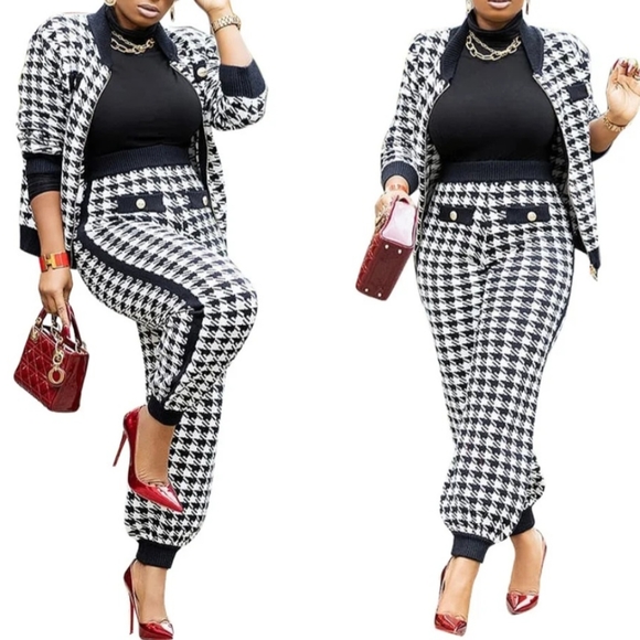 soyaza Pants - 2 pieces set outfit new size M strech material anti wrinkle and thick fabric.